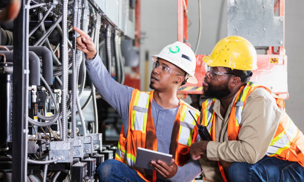Best Local Electrician Companies  in Silverton, OR